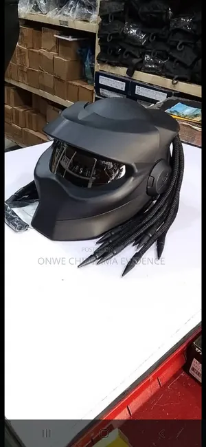 Predator Helmet