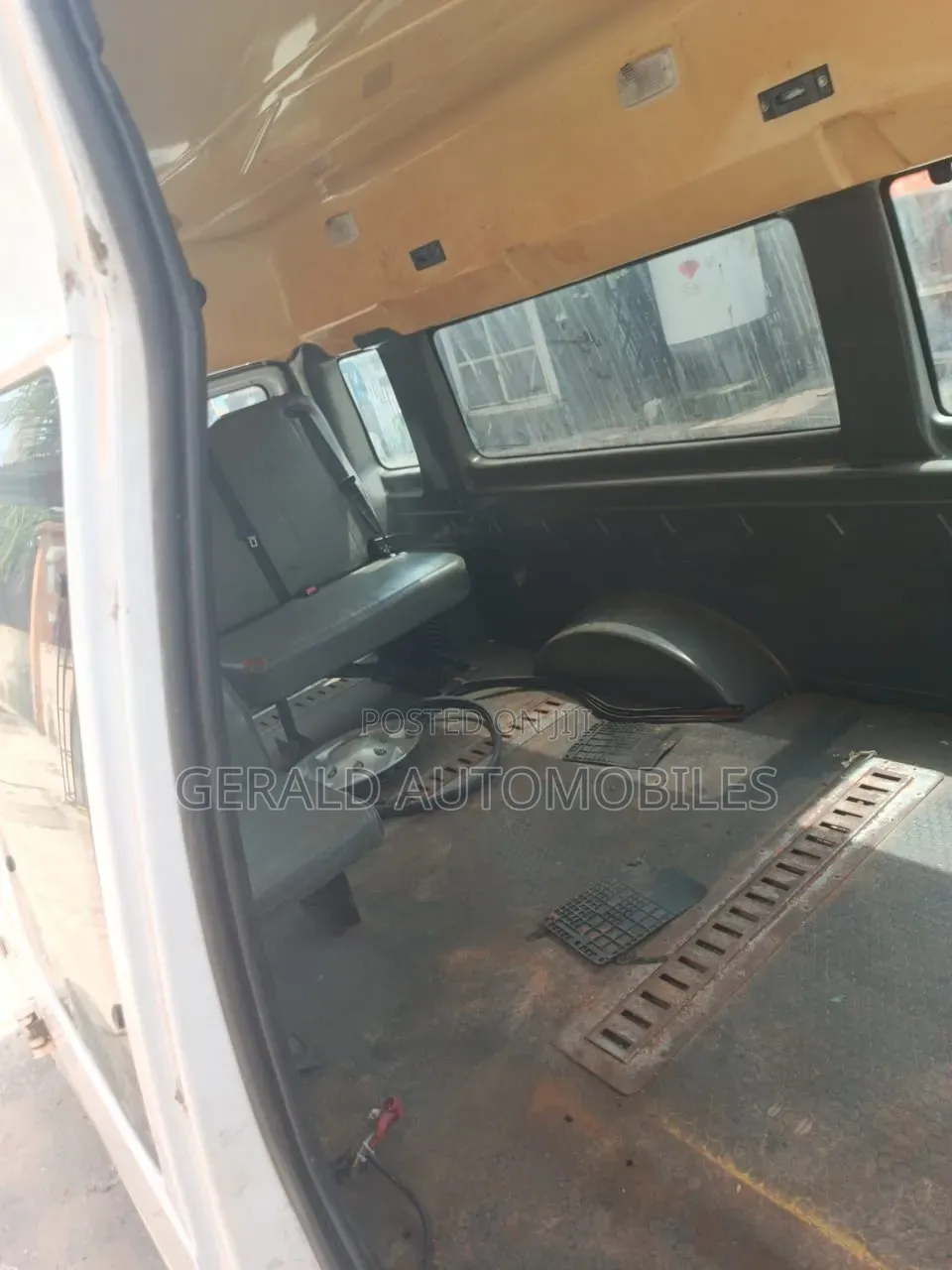 Ford E350 2009 White