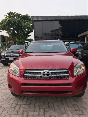 Toyota RAV4 1.8 2007 Red