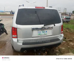 Honda Pilot 2011 Silver