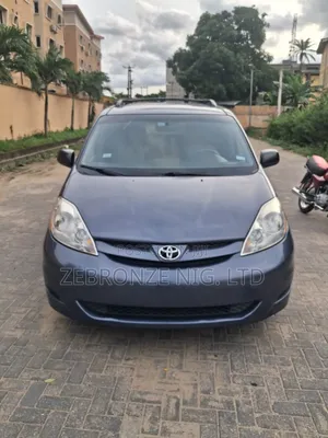 Toyota Sienna 2006 Gray