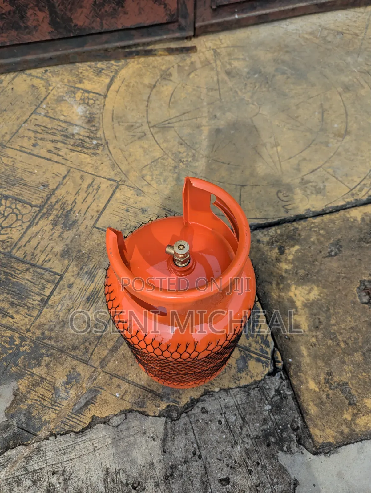 Gas Cylinder