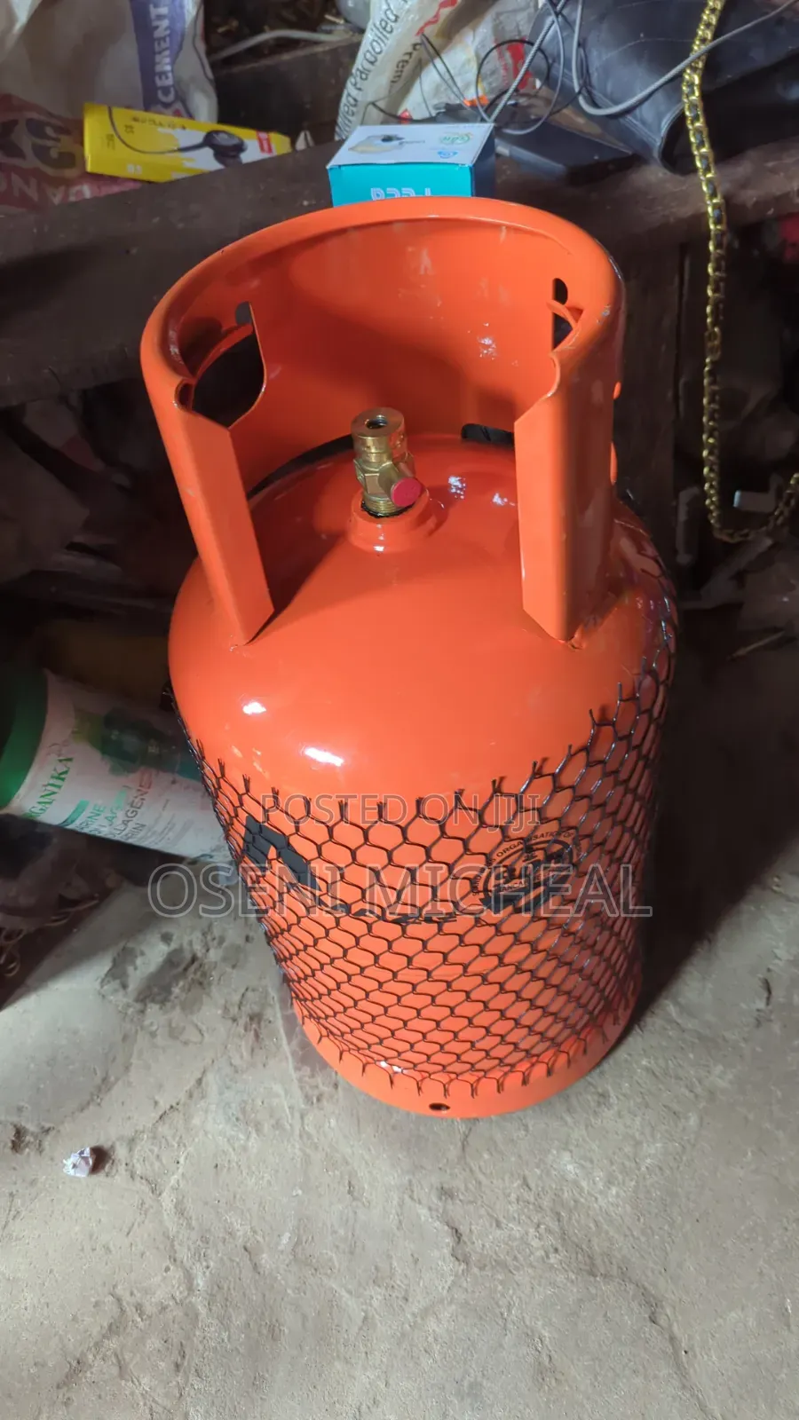 Gas Cylinder