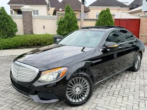 Mercedes-Benz C300 2015 Black