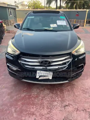 Hyundai Santa Fe SE Ultimate FWD 2017 Black