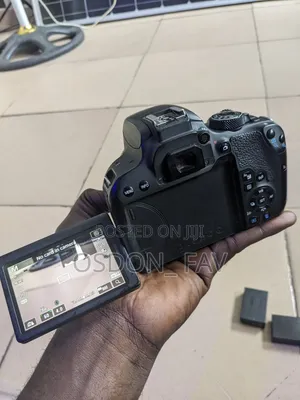 Canon 800d
