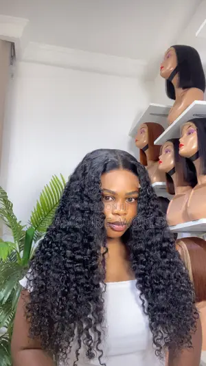 Mayqueen Pixie Curl.
