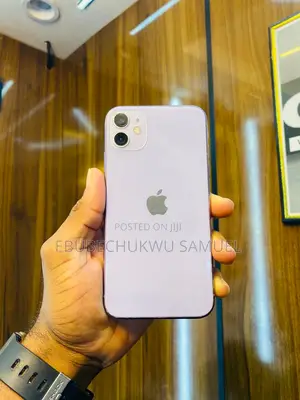 Apple iPhone 11 64 GB Purple