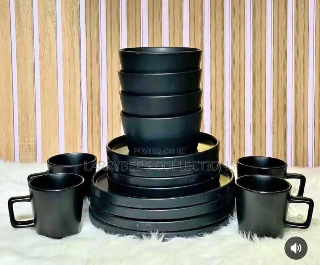 Complete Set Ofditches and Cups