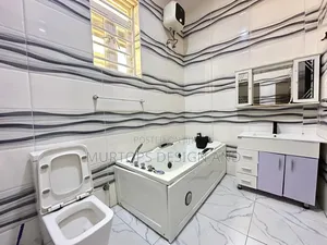 4bdrm Duplex in Chevron for rent