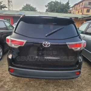 Toyota Highlander LE 4dr SUV (3.5L 6cyl 6A) 2015 Black