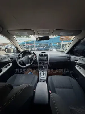 Toyota Corolla 2012 Black