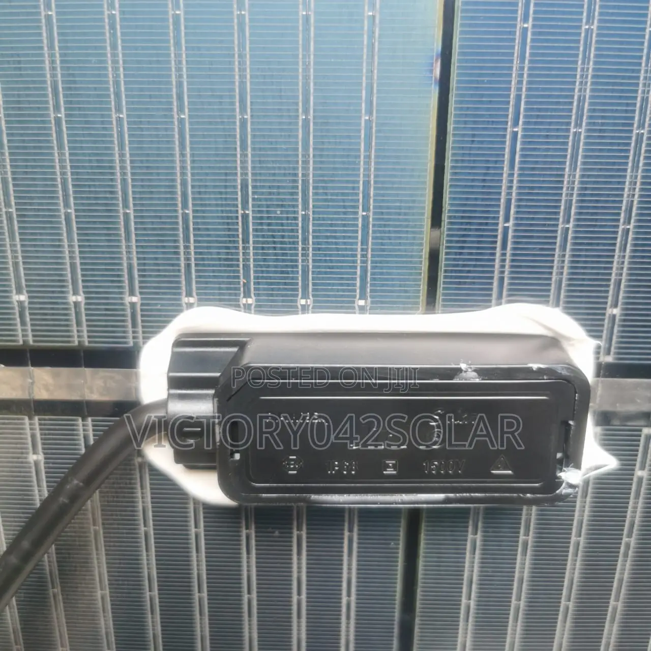 New Jinko Solar Bificial Panel Available
