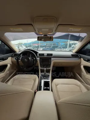 Volkswagen Passat 2012 Black