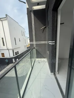 3bdrm Townhouse / Terrace in Chevron for rent