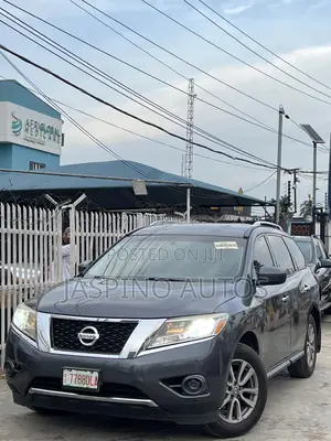 Nissan Pathfinder 2014 Gray