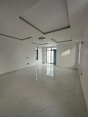 2bdrm Apartment in Chevron for rent
