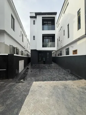 2bdrm Apartment in Chevron for rent