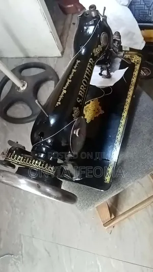 Sewing Machine Head