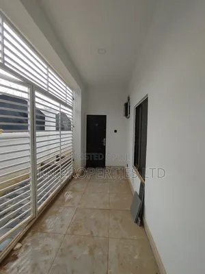 1bdrm Apartment in Lugbe Airport Road for rent