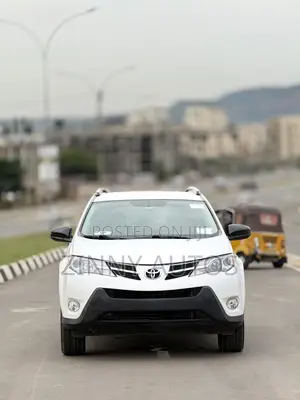 Toyota RAV4 2015 White