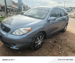 Toyota Matrix Hatchback AWD (1.8L 4cyl 4A) 2005 Blue
