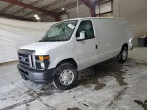 Ford Econoline 2010 White