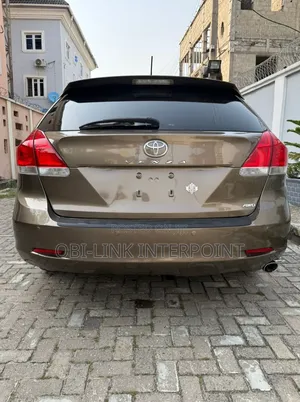 Toyota Venza 2011 Brown