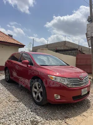 Toyota Venza AWD 2010 Red
