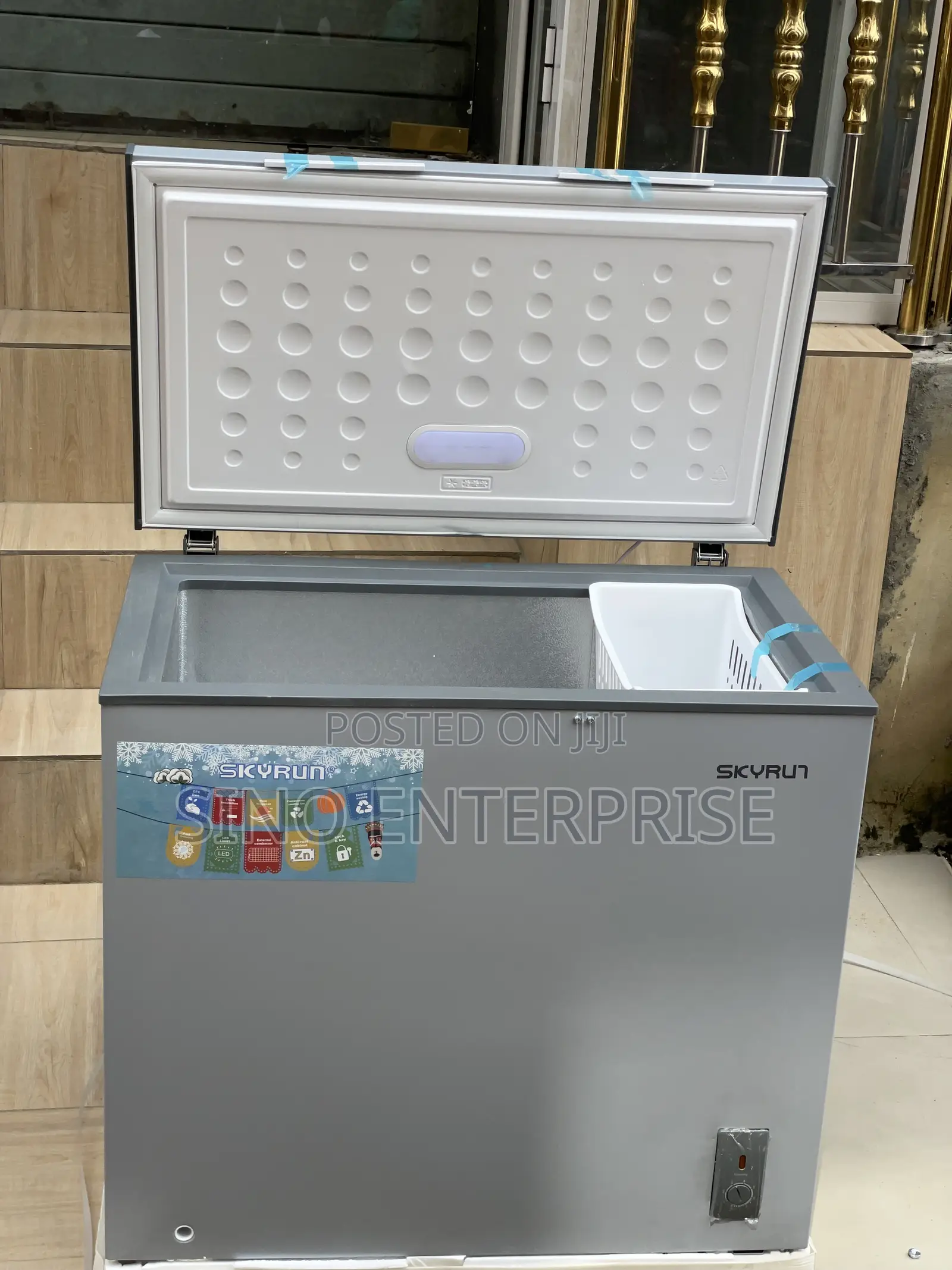 Skyrun 200l Chest Freezer Bd-200a Grey