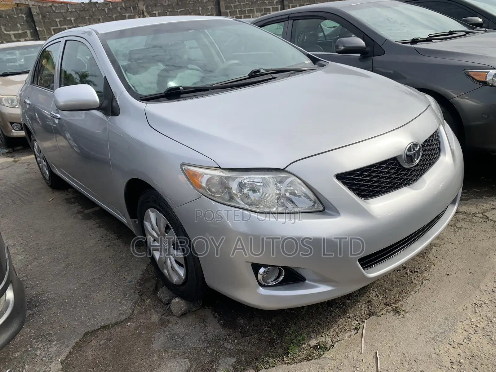 Toyota Corolla 2010 Silver