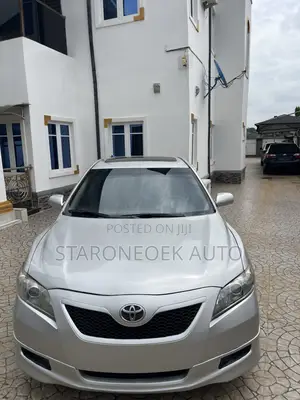 Toyota Camry LE 4dr Sedan (2.4L 4cyl 5A) 2008 Silver