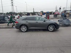 Toyota Venza LE 2013 Gray