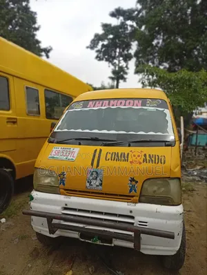 Suzuki APV Minibus 2023 Yellow