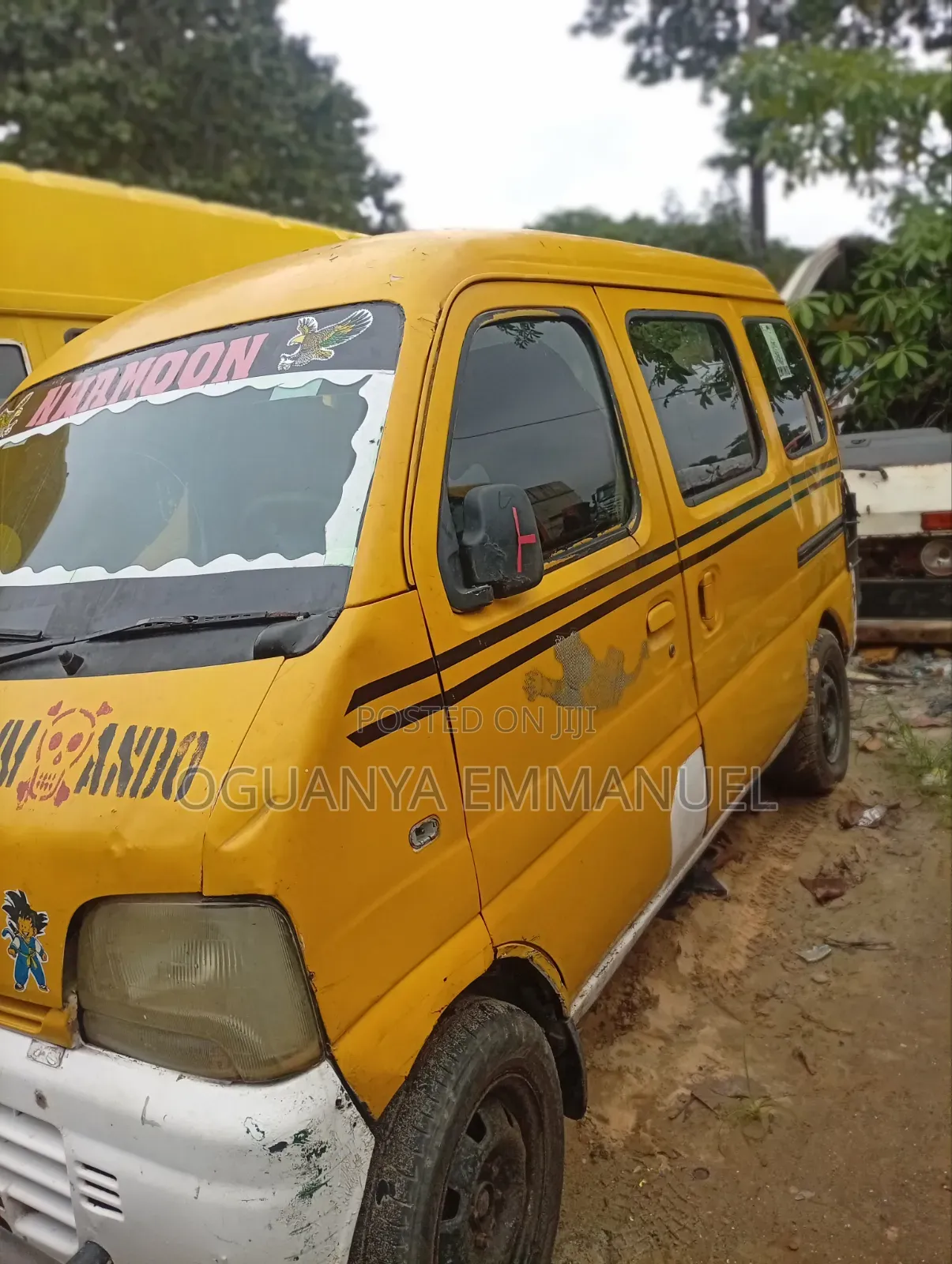 Suzuki APV Minibus 2023 Yellow
