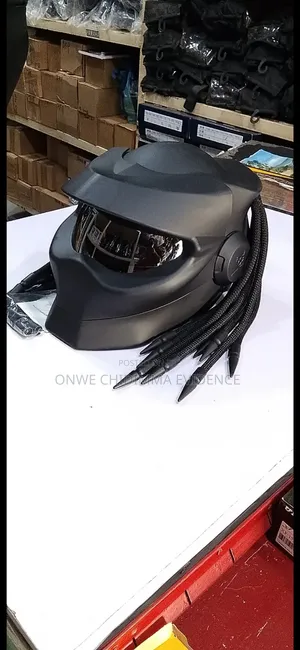 Predator Helmet