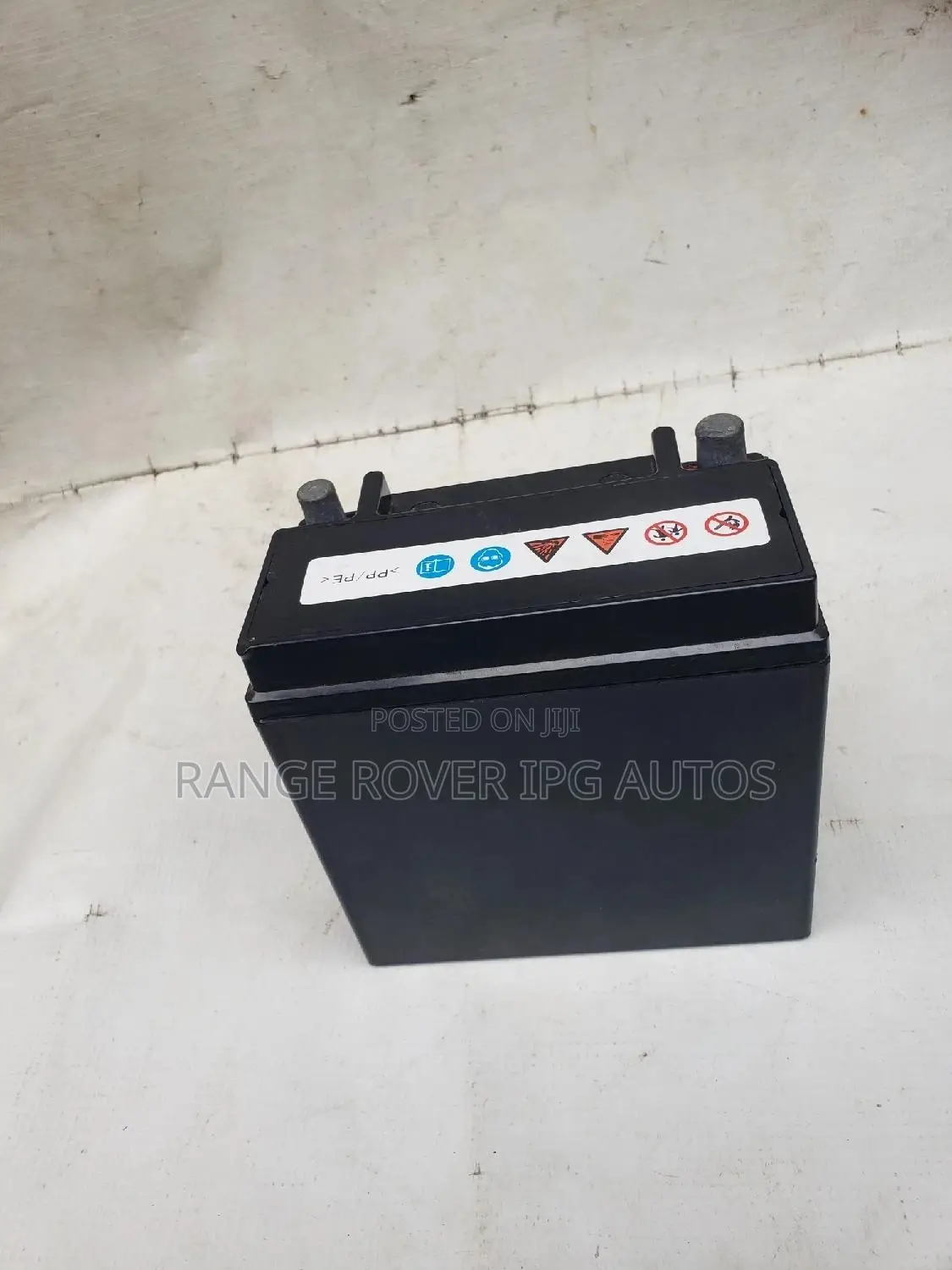 Range Rover Auxiliary Battery