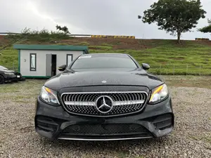 Mercedes-Benz E300 4Matic AWD Sedan (2.0L 4cyl 9A) 2017 Black