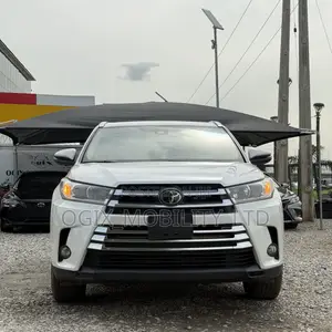 Toyota Highlander 2018 White