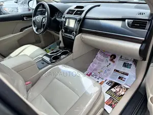 Toyota Camry XLE 4dr Sedan (2.5L 4cyl 6A) 2013 Green
