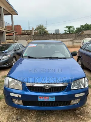 Mazda 323 1.6 2002 Blue