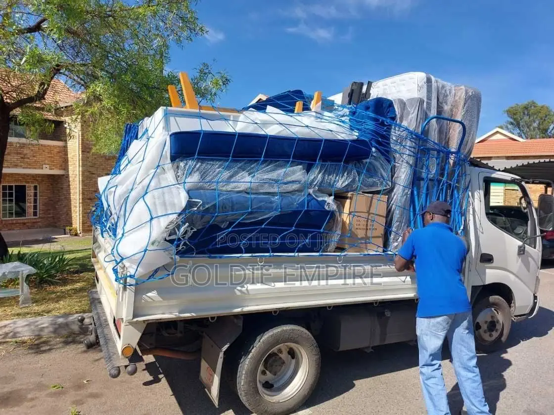 Goldie Movers and Errands