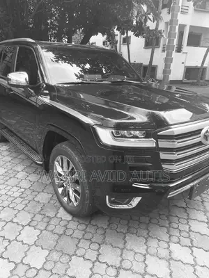Toyota Land Cruiser 2022 Black