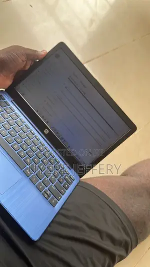 Laptop HP Stream Laptop 4GB Intel Celeron HDD 72GB