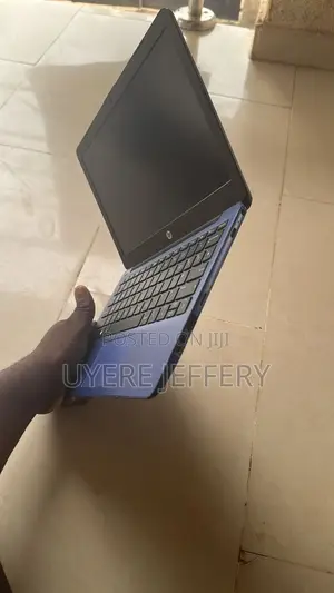 Laptop HP Stream Laptop 4GB Intel Celeron HDD 72GB