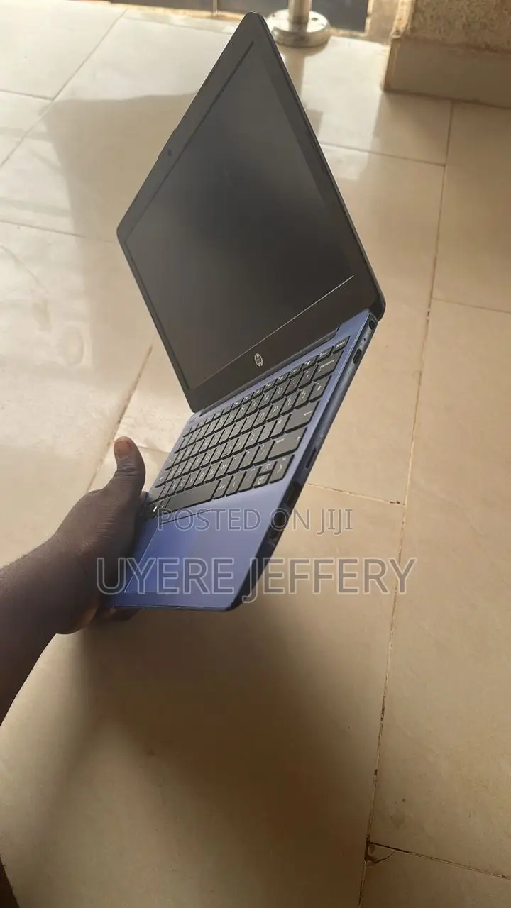 Laptop HP Stream Laptop 4GB Intel Celeron HDD 72GB