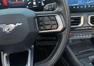Ford Mustang 2024 White