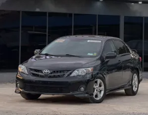 Toyota Corolla 2012 Black