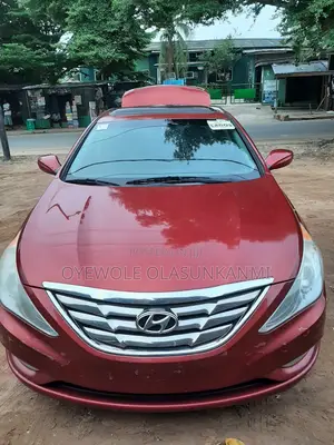 Hyundai Sonata 2013 Red