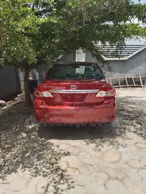 Toyota Corolla 2012 Red